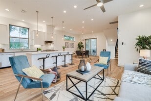 1414 Wichman St in Houston, TX - Building Photo