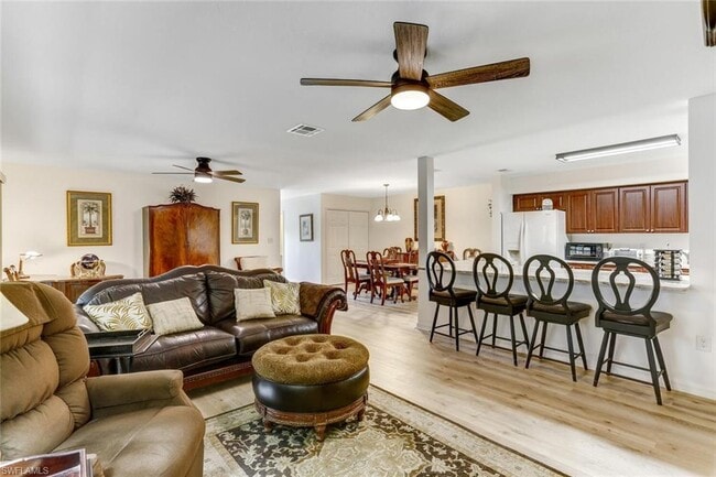 property at 925 Palm View Dr