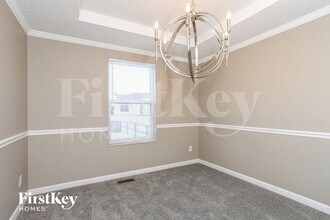 26 Forest Pond Dr in Middletown, OH - Building Photo - Building Photo