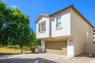 1322 S Owl Dr in Gilbert, AZ - Building Photo - Building Photo