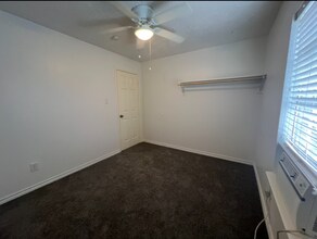 831 Deerpass Dr in Channelview, TX - Building Photo - Building Photo