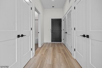 1 Union Ave in Cresskill, NJ - Building Photo - Building Photo