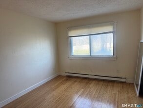 250 N Bishop Ave in Bridgeport, CT - Building Photo - Building Photo