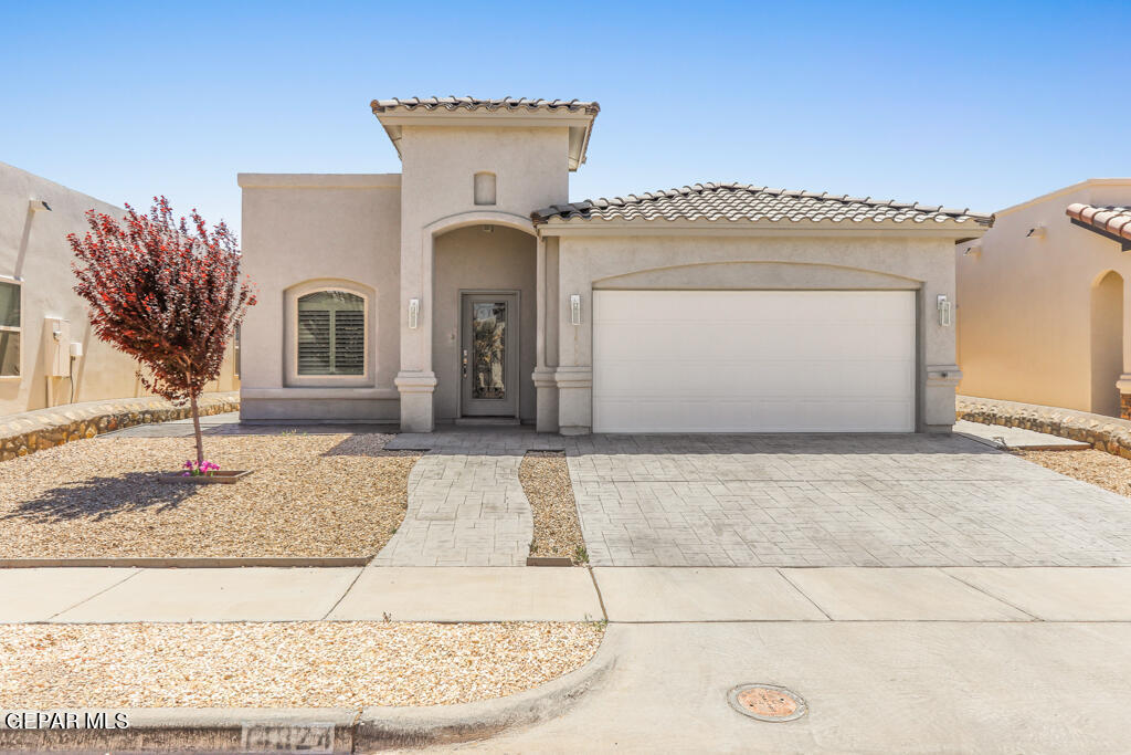 14824 Harry Flournoy Ave in El Paso, TX - Building Photo