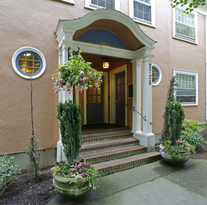 2728 SE Main St in Portland, OR - Foto de edificio