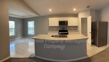 3012 51st St W in Lehigh Acres, FL - Foto de edificio - Building Photo