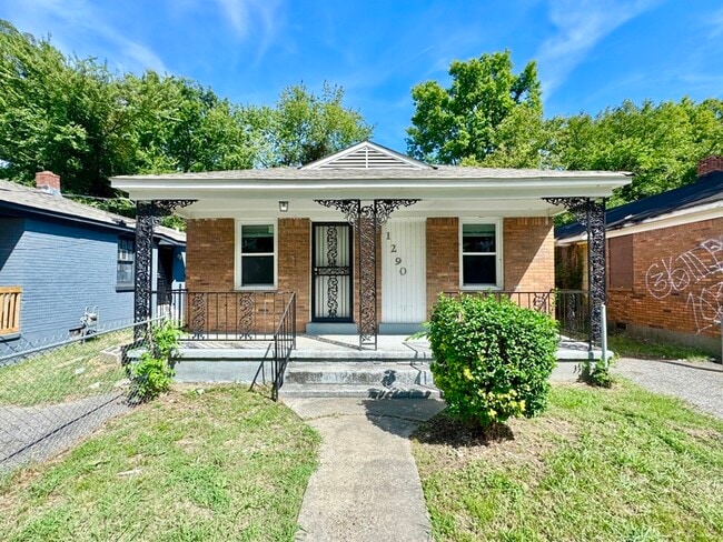 property at 1290 N McNeil St