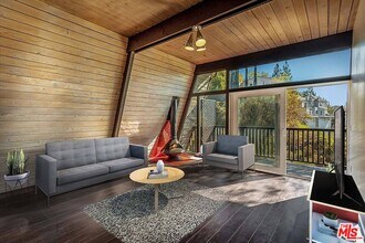 7912 Willow Glen Rd in Los Angeles, CA - Building Photo - Building Photo