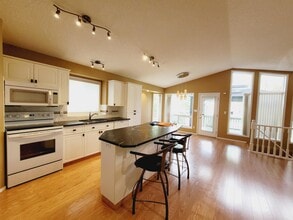 9976-9178 178 Ave NW in Edmonton, AB - Building Photo - Building Photo