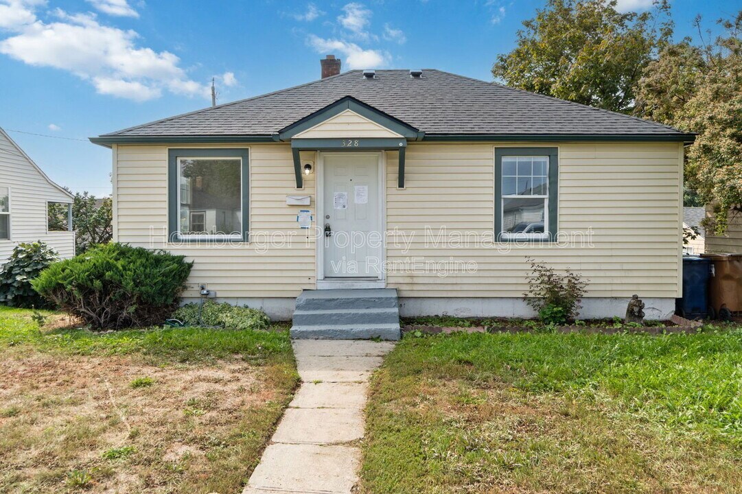 328 E Rockwell Ave in Spokane, WA - Building Photo