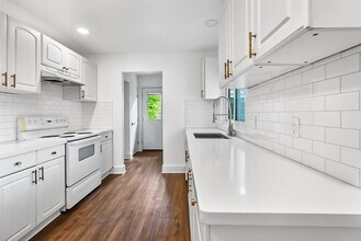 2709 Parker Ln in Austin, TX - Building Photo - Building Photo