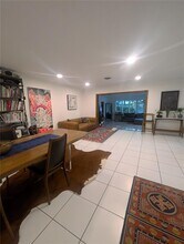 220 SE 1st St in Dania Beach, FL - Building Photo - Building Photo