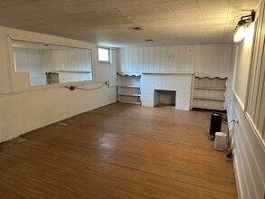 83 S Lynhurst Dr in Indianapolis, IN - Building Photo - Building Photo