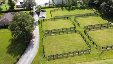 14561 Tangerine Dr in Loxahatchee Groves, FL - Building Photo - Building Photo
