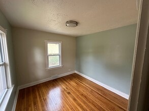 203 Bonnie Brae Ave in Elmhurst, IL - Building Photo - Building Photo