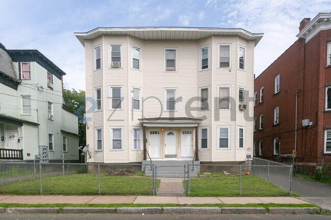 property at 10 Warner St