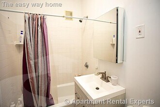 147 Columbia St, Unit #2R in Cambridge, MA - Building Photo - Building Photo