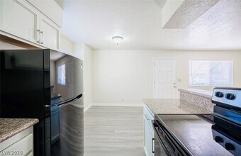 5336 Mancos Ct in Las Vegas, NV - Building Photo - Building Photo