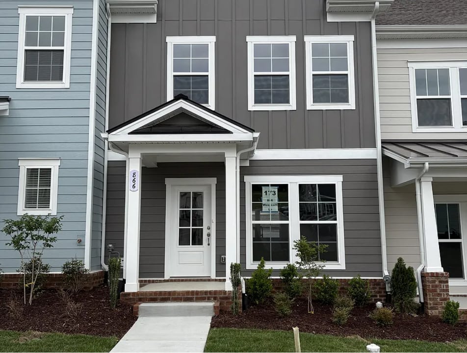 866 Westcott Ln in Antioch, TN - Foto de edificio