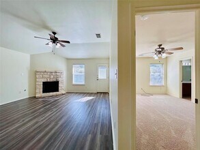 1200 Brighton Bend Ln in Cedar Park, TX - Building Photo - Building Photo