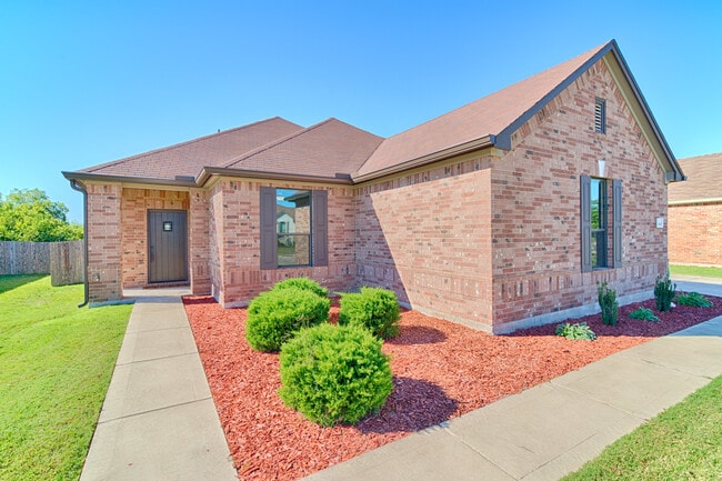 505 Willow Walk Dr