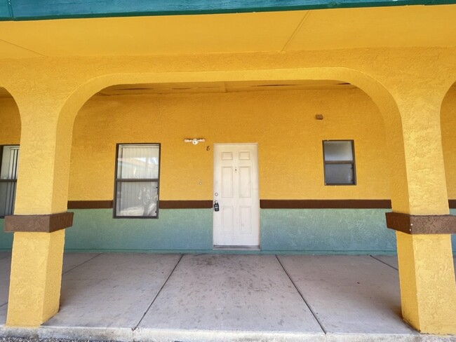 2665 Cll De Mercado in Bullhead City, AZ - Building Photo - Building Photo