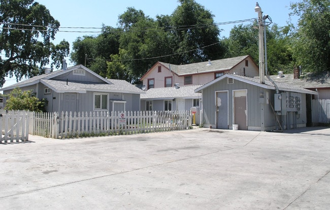 Sheltered Oaks Community in Stockton, CA - Foto de edificio - Building Photo