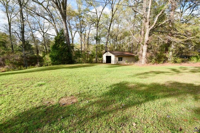 461 SR 96 in Bonaire, GA - Building Photo - Building Photo