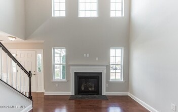 507 Lexington Mews in Swedesboro, NJ - Building Photo - Building Photo