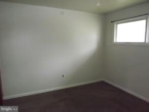 244 W Clayton Ave in Clayton, NJ - Building Photo - Building Photo