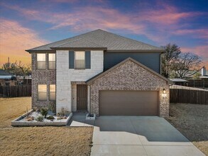 13217 Ridings Dr in Haslet, TX - Foto de edificio - Building Photo