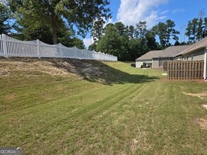 7814 Bluefin Trail in Union City, GA - Building Photo - Building Photo
