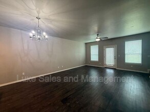 757 SW 14th St in Moore, OK - Building Photo - Building Photo