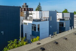 6315 42nd Ave SW in Seattle, WA - Building Photo