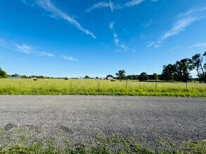145 Edmonds Rd in Albertville, AL - Building Photo - Building Photo