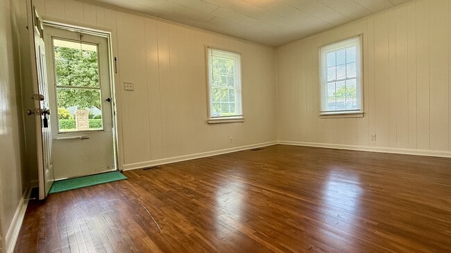 421 Battle Ave in Murfreesboro, TN - Building Photo - Building Photo