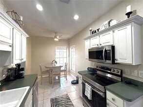 1759 Fountain View Cir in Venice, FL - Building Photo - Building Photo