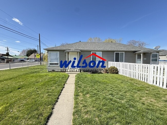 property at 1420-1420 Queen Ave