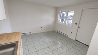 34 Railroad St-Unit -#11 in Dover Plains, NY - Building Photo - Building Photo