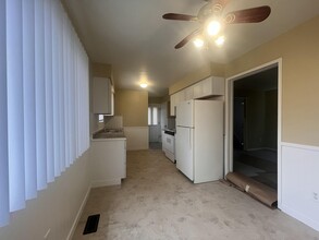 12039 Rockland St in Redford, MI - Building Photo - Building Photo