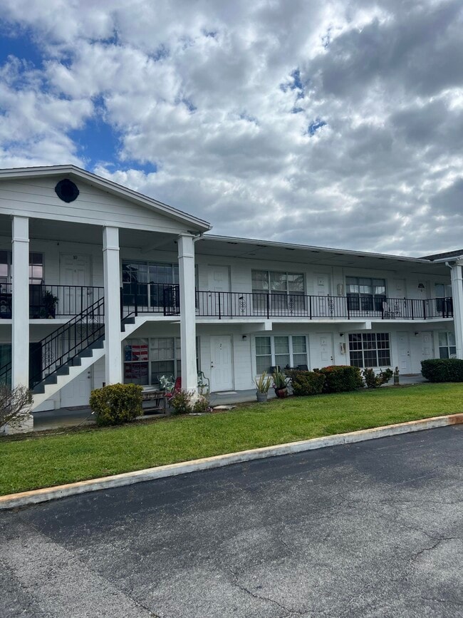 property at 3751 S Hopkins Ave