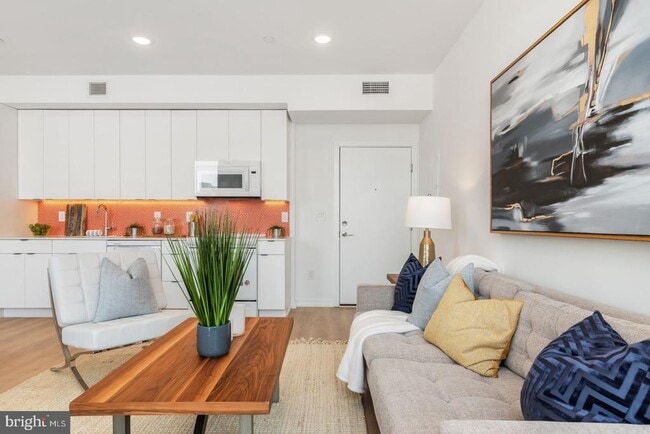property at 1141 N Front St