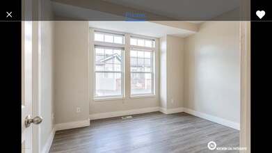 242 E Dowling Rd in Anchorage, AK - Building Photo - Building Photo