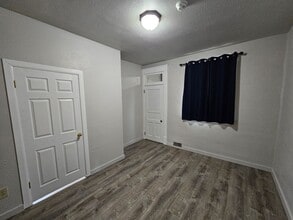 2004 Adams Ave in La Grande, OR - Building Photo - Building Photo