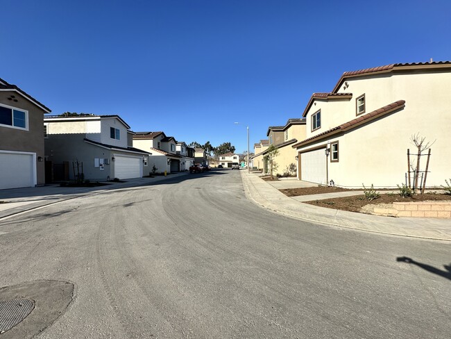 170 N Sutter Ave in San Bernardino, CA - Building Photo - Building Photo