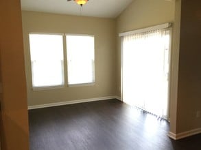 5303 Rivers Edge Blvd in Dayton, OH - Building Photo - Building Photo