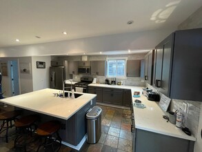 3676 Orange Ave in San Diego, CA - Building Photo - Building Photo