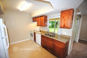 212 SE 43rd Terrace in Cape Coral, FL - Foto de edificio - Building Photo