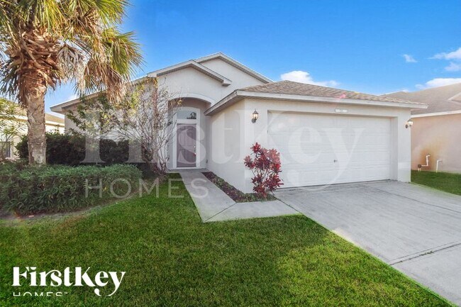 530 Melanie Cir in Melbourne, FL - Foto de edificio - Building Photo