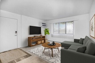 Fairlane Apartments in Springfield, MI - Foto de edificio - Building Photo